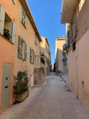 Studio 42m2 centre ville de Saint-Tropez